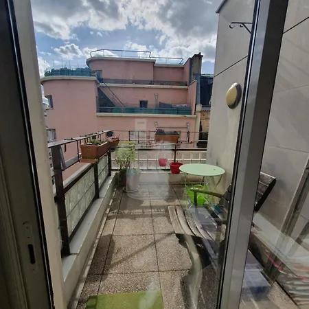 13 M2 Bedroom In A Fully Equipped 126 M2 *